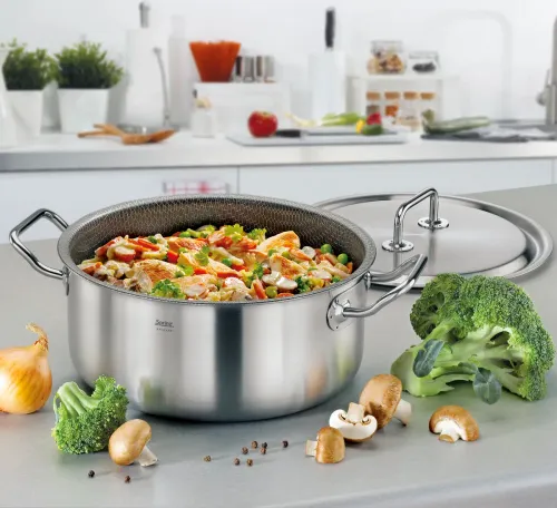 SPRING Cut Resist Pure – garnek niski z powłoką nieprzywierającą stal nierdzewna śred. 24 cm 4,7 l