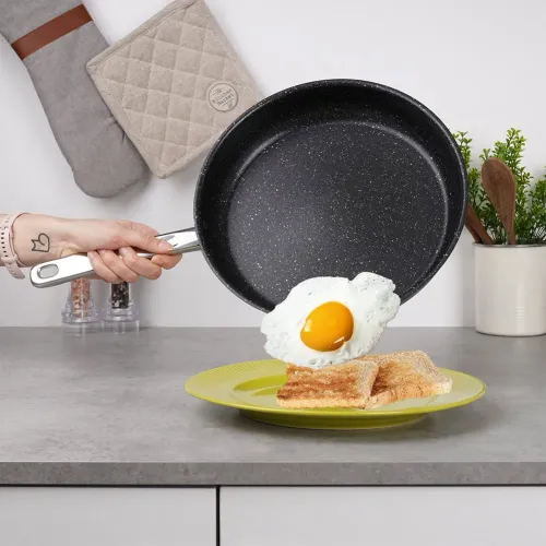 Patelnia nieprzywierająca 28 cm