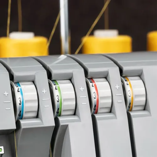 Maszyna do szycia Singer HD0405