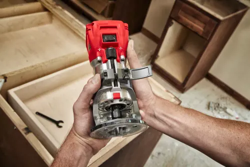 Milwaukee M18 Freze Makinesi FTR8-0X