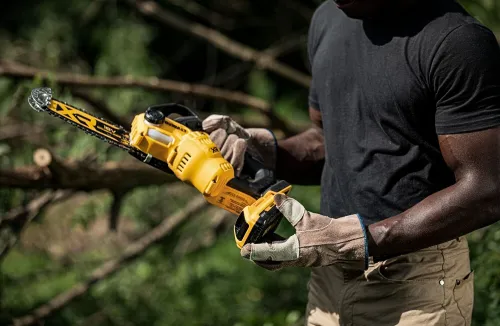 Piła akumulatorowa DEWALT DCMPS520N-XJ