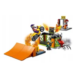 LEGO CITY 60293 PARK KASKADERSKI zestaw klocków dla dzieci +5 lat