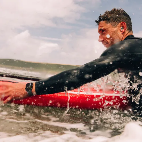Apple Watch Series 10 GPS + Cellular koperta 42mm aluminium różowe złoto opaska sportowa dojrzałej śliwki