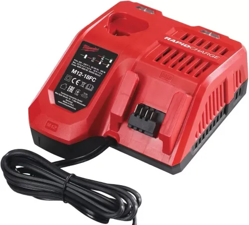 Milwaukee M18 FPP4A2-553P elektrikli el aletleri seti (matkap tornavidası + darbe anahtarı + çekiç + açılı taşlama makinesi + 3x pil + şarj cihazı + kutu)