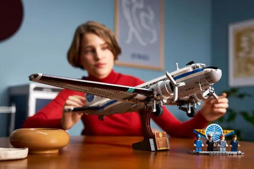 LEGO 11378 Icons Samolot pasażerski Douglas DC-3 PAN AM