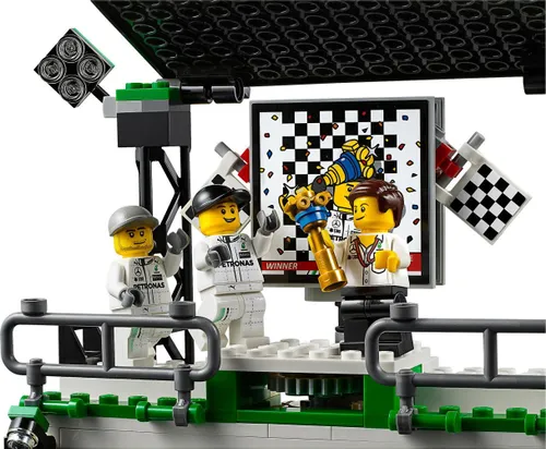 Конструктор Lego Speed Champions Команда Формулы 1 Mercedes AMG Petronas (75883)