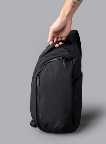 Plecak na jedno ramię Alpaka Metro Crossbody Right Shoulder - black