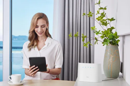 Router TCL LinkHub HH132 2.4 / 5 GHz (DualBand), Wi-Fi Mesh, Gniazdo SIM