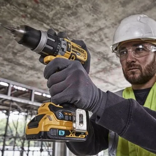 DeWalt DCD797P2B 18V 2 x şarj edilebilir pil 5Ah