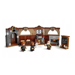 LEGO Harry Potter 76442 Замок Хогвартс: уроки заклинаний