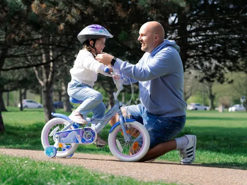 Kask rowerowy HUFFY Kraina Lodu Fioletowy dla Dzieci (rozmiar S/M)