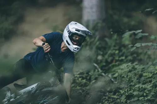 Kask rowerowy ABUS HiDrop Midnight Niebiesko-czarny MTB (rozmiar M)