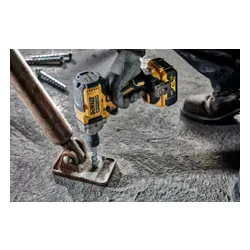 Ударный гайковерт DeWalt DCF891P2T