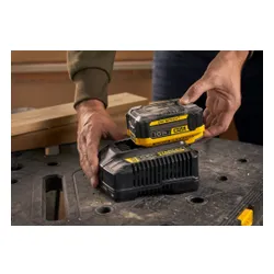 Akumulator STANLEY SFMCB14M1 4.0Ah 18V + Ładowarka