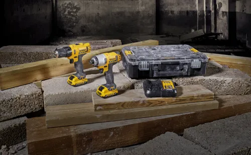 10.8 V set de scule DeWalt DCK211D2T