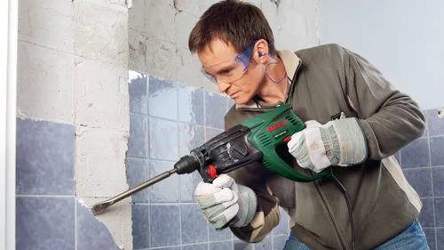 Перфоратор Bosch PBH 2800 RE