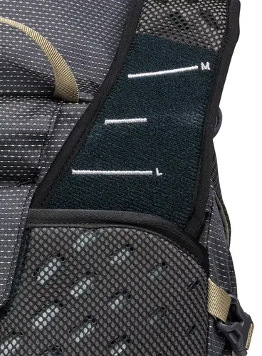 Plecak turystyczny Black Diamond Trail Vista 28 Pack - black/carbon