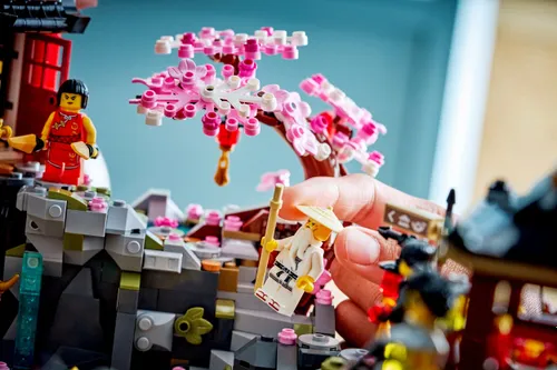 LEGO 71861 NINJAGO Stare miasto — 15-lecie