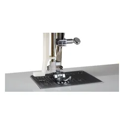 Maszyna do szycia REDSTAR R15S + Zestaw startowy