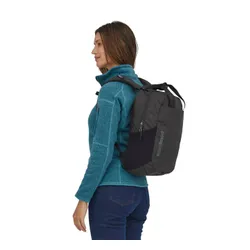 Городской рюкзак Patagonia Atom Tote Pack-black