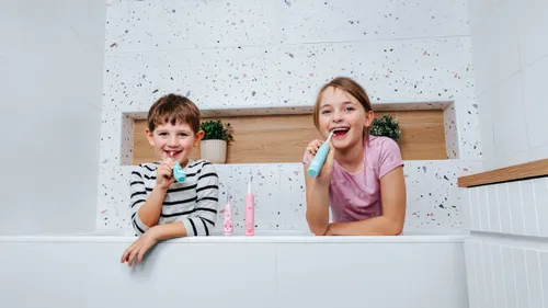 Szczoteczka soniczna CONCEPT Kids Kido Smile ZK6010 Różowy