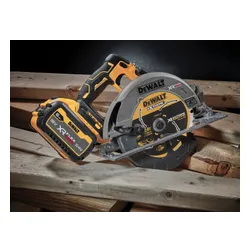 Pilarka tarczowa DeWalt DCS573NT