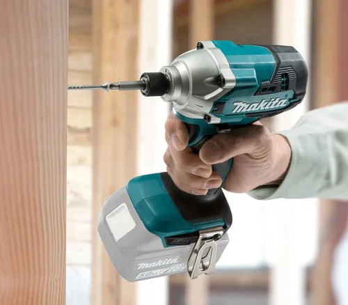 Makita vida makinesi DTD156Z 18 V