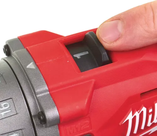 Milwaukee M12 FPP2AX - 423p Yakıt Güç Paketi Kombinasyon Kiti