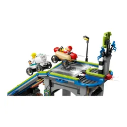 LEGO City Great Vehicles 60460 Bez granic: tor z rampami dla wyścigówek