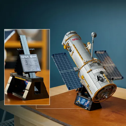 LEGO ICONS 11382 Hubble Space Telescope, zestaw klocków 18+