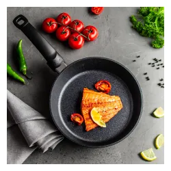 FISSLER Adamant Comfort 24 cm - patelnia nieprzywierająca