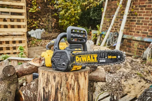 Бензопила DeWalt DCM565N