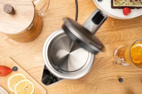 Электрический чайник Zelmer Elegant Line серебряно-черный