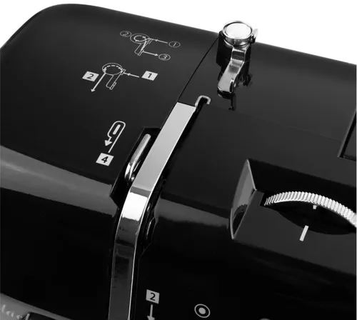 Maszyna do szycia ŁUCZNIK Malwina 2070 Czarny