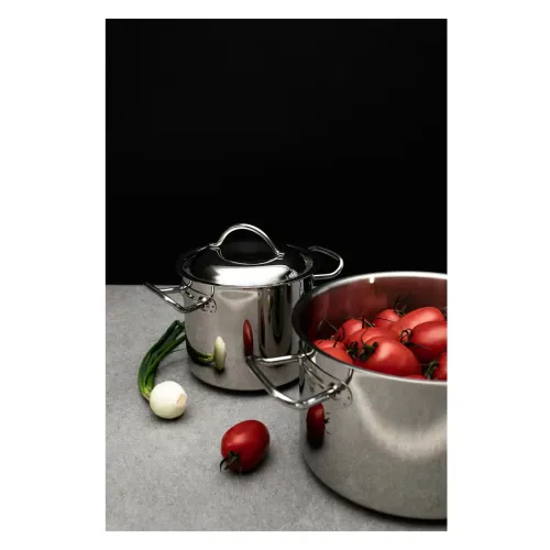 Garnek ze stali nierdzewnej z pokrywką TOM-GAST EXCLUSIVE 6,5 l