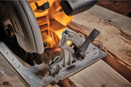 Pilarka tarczowa DeWalt DCS573NT