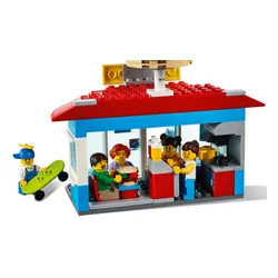 Конструктор Lego 60271 City - Городская площадь