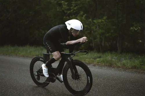 Kask rowerowy UVEX Ultimate Race X
