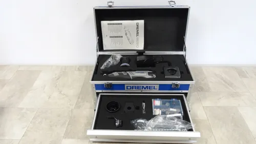 Dremel Çok fonksiyonlu taşlama makinesi 8220-5 / 65 F0138220JK