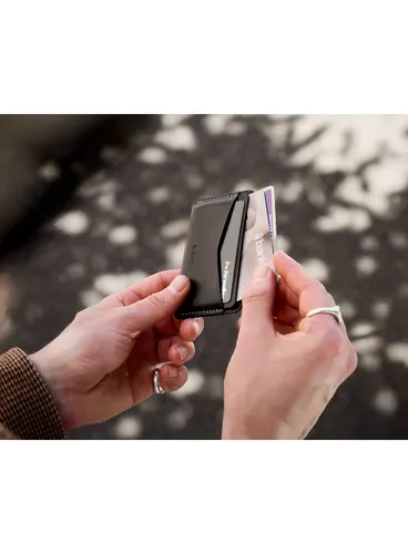 Кожаный кошелек для карт Bellroy Card Slip - черный
