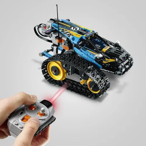 Конструктор Lego Technic управляемый трюковой автомобиль (42095)