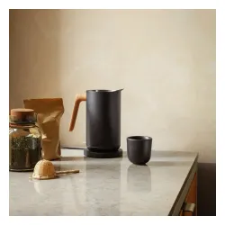 EVA SOLO Nordic Kitchen 1,5 l - czajnik elektryczny bezprzewodowy ze stali nierdzewnej