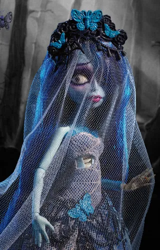 LALKA MONSTER HIGH Skullector Emily, Tim Burton’s Gnijąca panna młoda