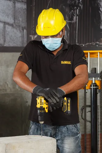DeWalt Dcd777d2t 18V 2 x 2 Ah baterie reîncărcabilă
