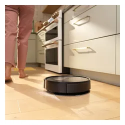 Robot sprzątający IROBOT Roomba Combo j5