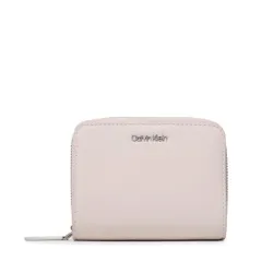 Маленький женский кошелек Calvin Klein CK Must с/A Wallet с клапаном Md K60K607432 VBR