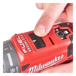 ½ " Milwaukee M12 FDDXKİT-202X Tornavida Matkabı