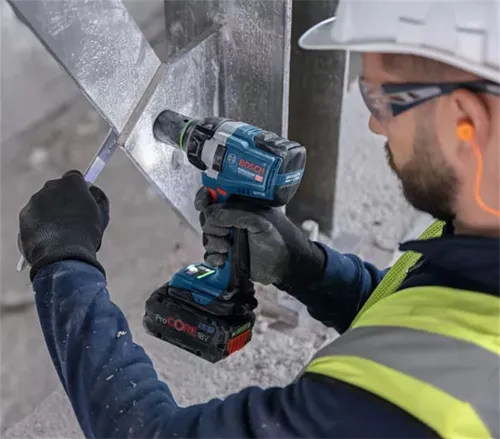 Klucz udarowy Bosch GDS 18V-750 C ProCORE 2x8,0Ah L-BOXX 136