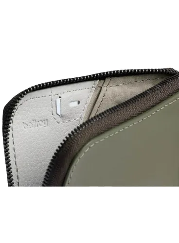 Кошелек Bellroy Card Pocket кожаный, willow