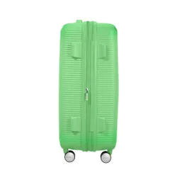 Средний чемодан American Tourister Soundbox-spring green